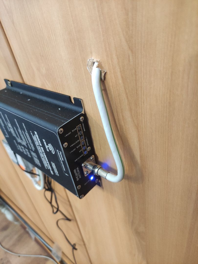 Установка репитера в офисе